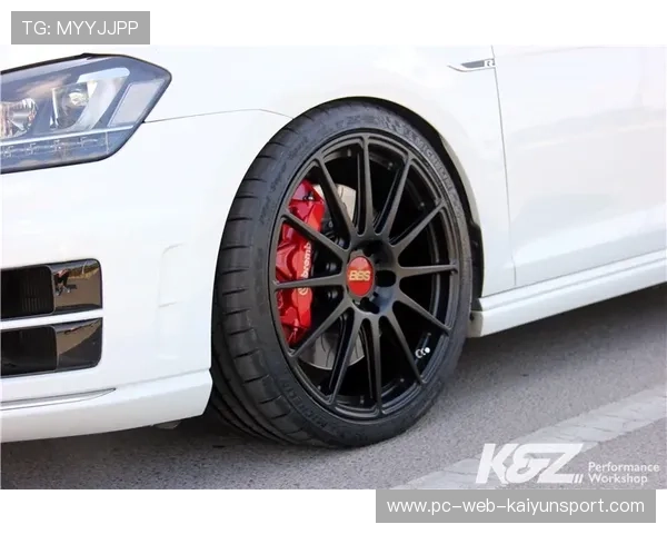 赛车轮毂松动隐患:一瞬间的疏忽,可能酿成不可挽回的悲剧 赛车轮毂松动隐患:一瞬间的疏忽,可能酿成不可挽回的悲剧