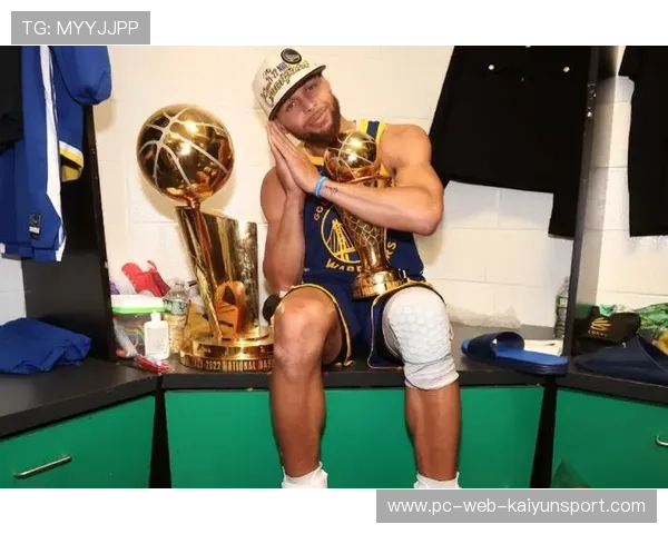 NBA 巨星匿名评选最佳后卫:库里第一无悬念 NBA 巨星匿名评选最佳后卫:库里第一无悬念