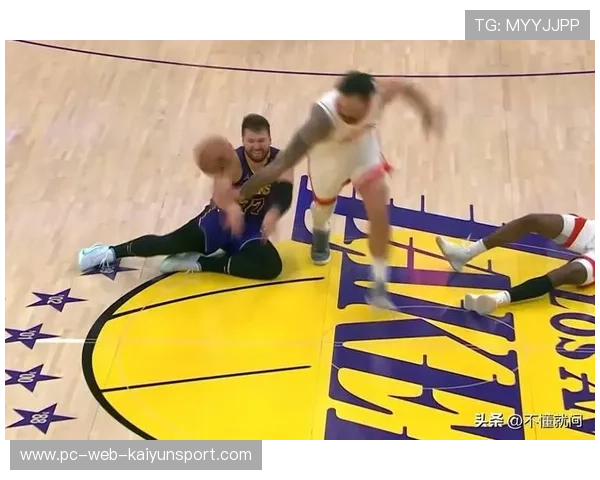 NBA三分雨爆炸来袭！一节七球让对手怀疑人生