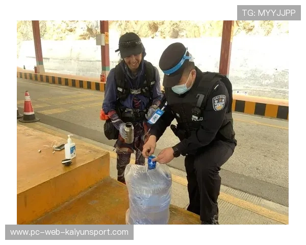 多特边路传中与中路渗透共同制造破门良机——战术解码与落地实践 多特边路传中与中路渗透共同制造破门良机——战术解码与落地实践