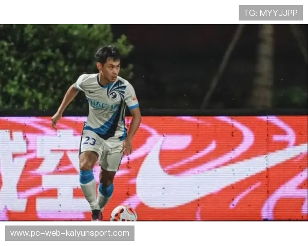 深圳青年人冲超阵容渐成型，外援加盟助力提升