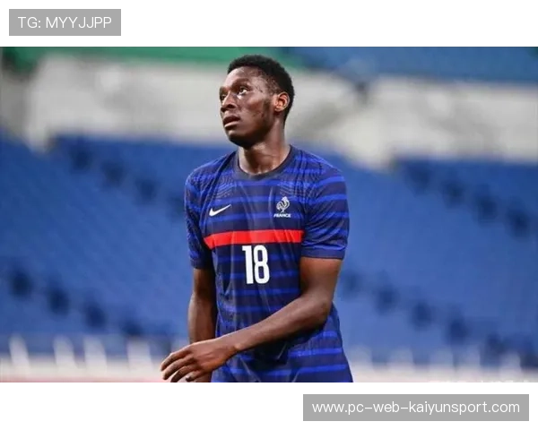 巴黎形成高压式推进,穆阿尼吸引多重防守