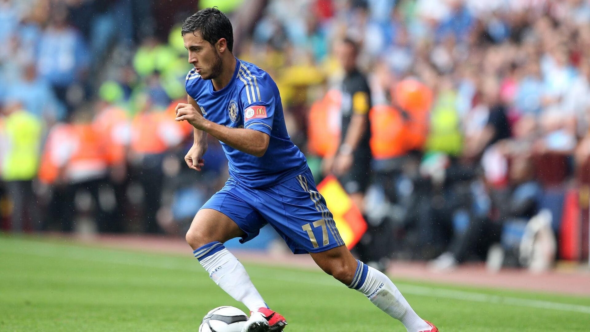 西甲巴萨主场3比1击败塞维利亚 青年锋线持续贡献进球，2021巴萨vs塞维利亚